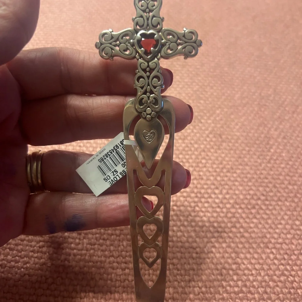 NWT Brighton Endless Love Silverplate Bookmark with Red Heart-Shaped Stone